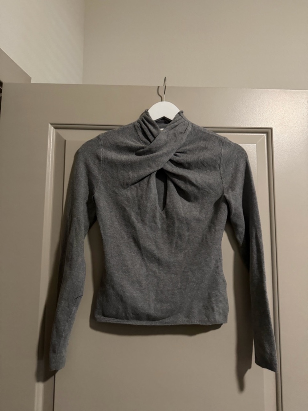 Abercrombie & Fitch Grey Cross-Neck Knit Top